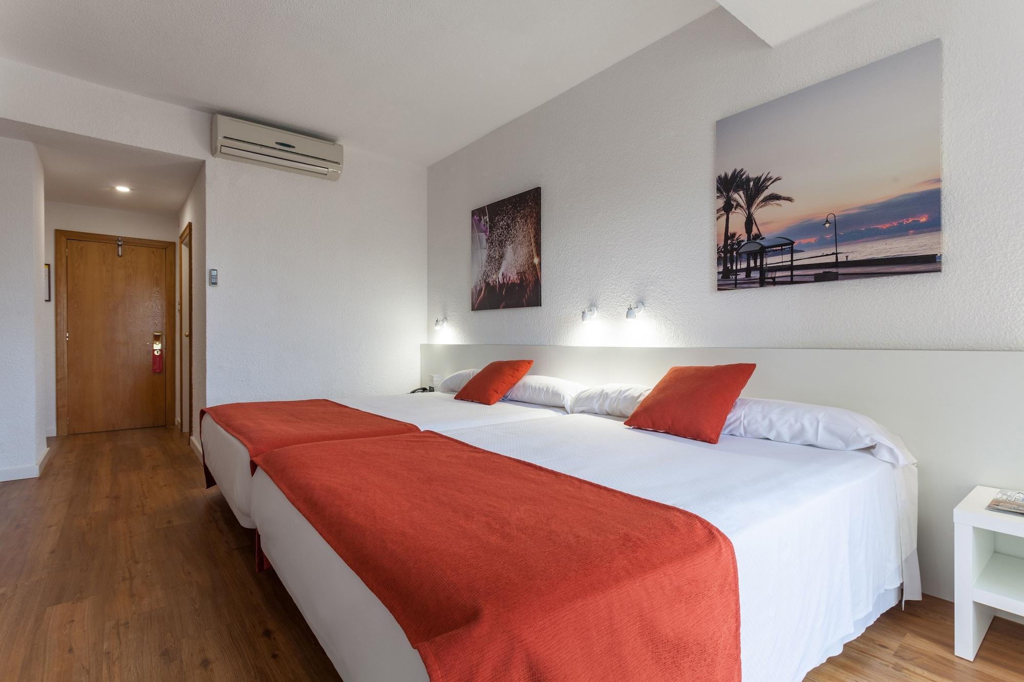 Intelier Orange Hotel 4*