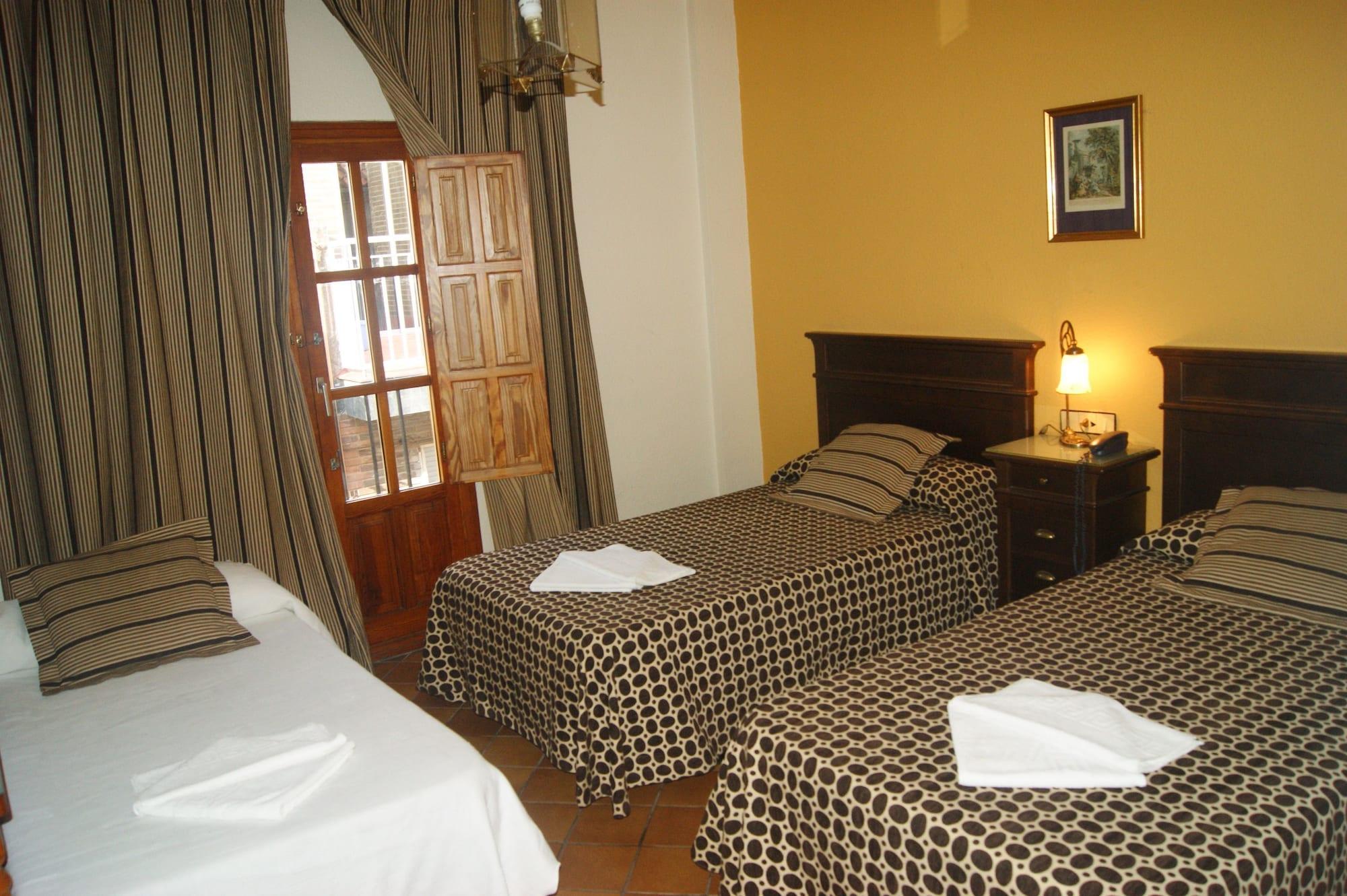 Almona Hotel