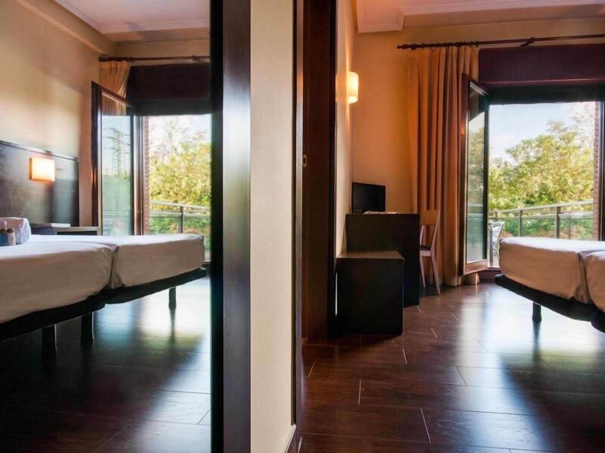 Hotel Euba 3*
