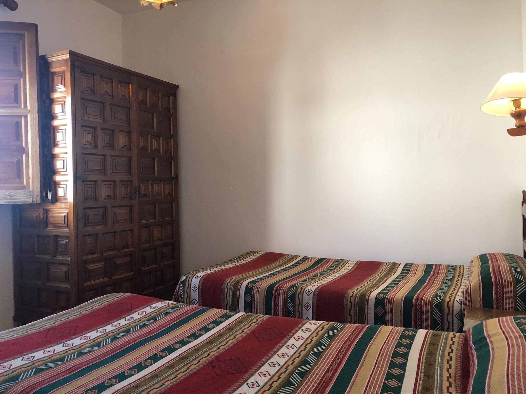 Hotel Rural Poqueira 2*
