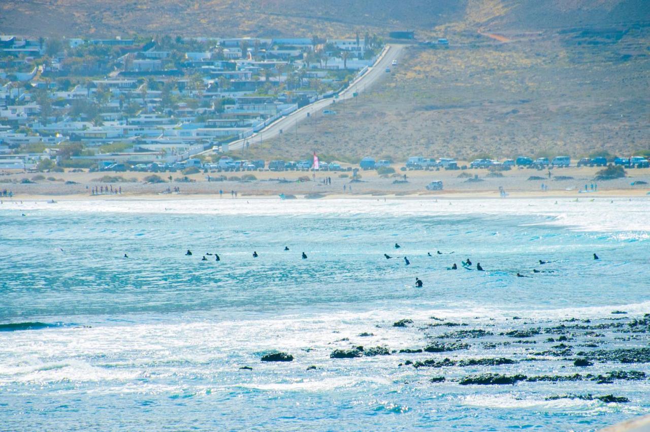 Arena Y El Mar * Famara