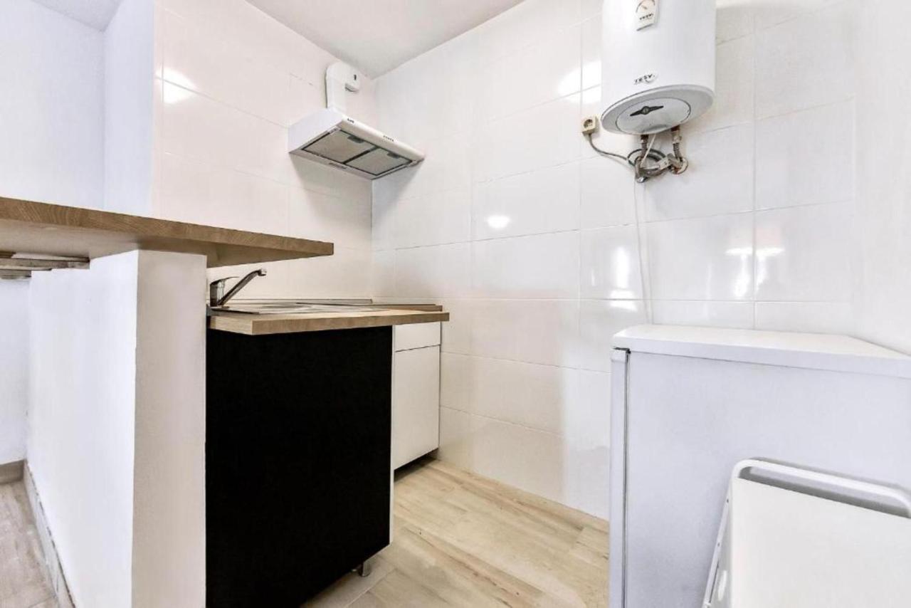 Apartamento De 2 Dormitorios Con Wifi, Cerca De Playa, En Apartamento *