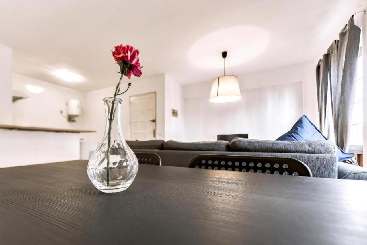 Apartamento De 2 Dormitorios Con Wifi, Cerca De Playa, En