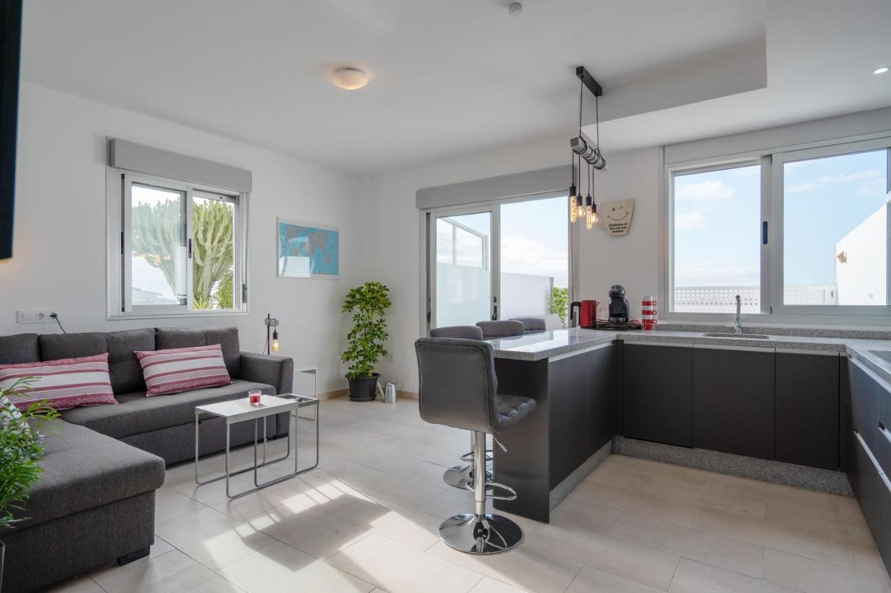 Apartment Luxurious With Large Terrace And Sea Views Tabaiba