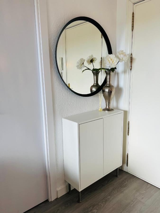 Apartment Torres De Aloha 2 Bdr Puerto Banus Marbella