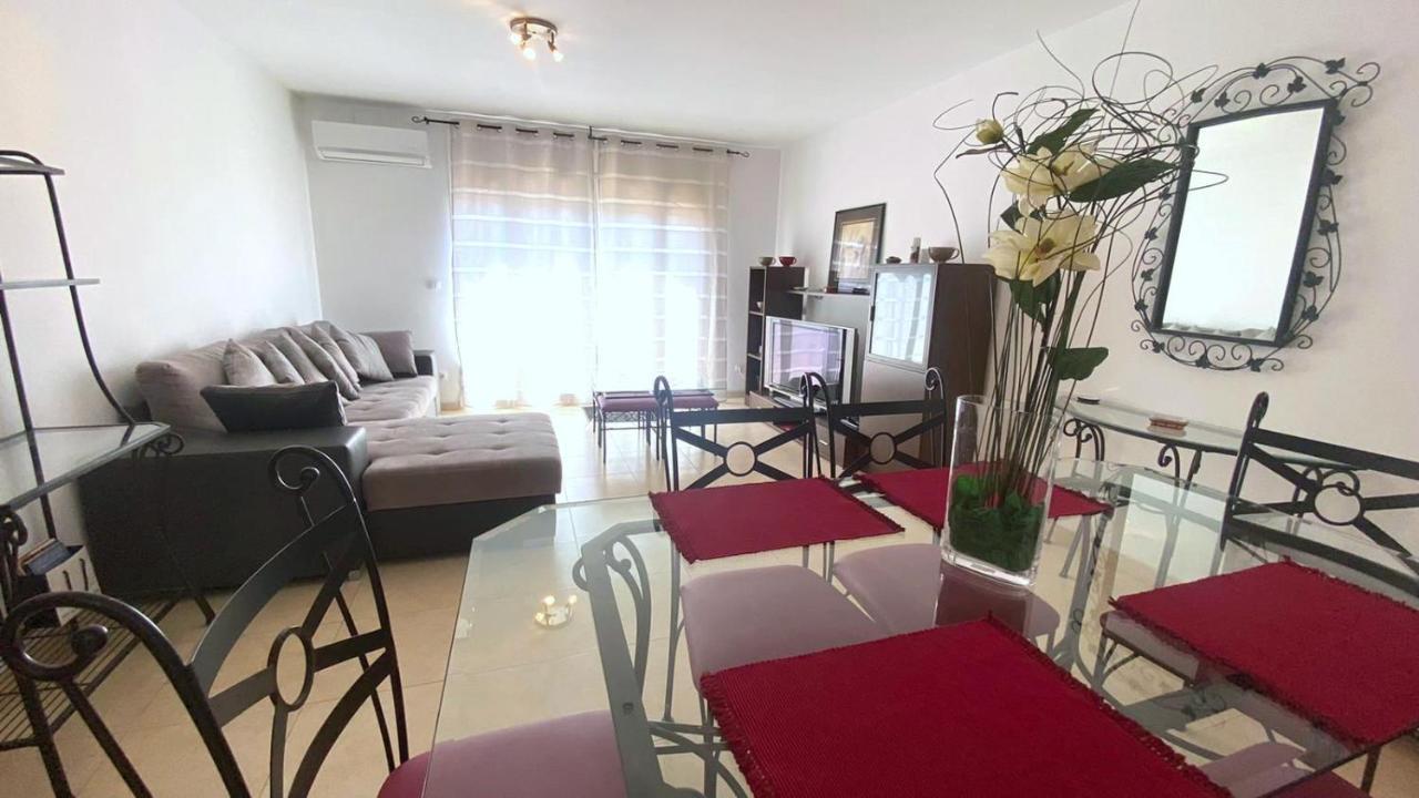 Moxo Apartment Empuriabrava