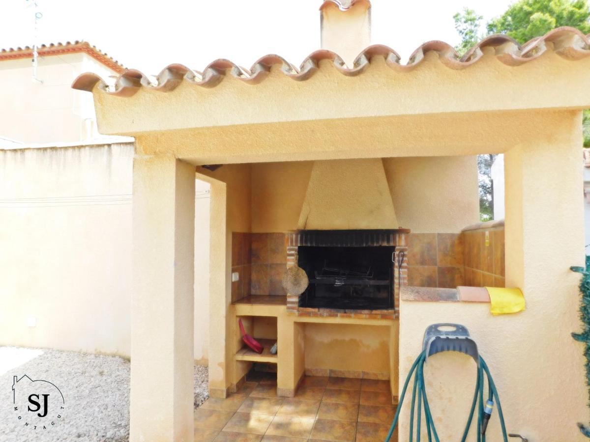 Con Piscina Les Tres Cales
