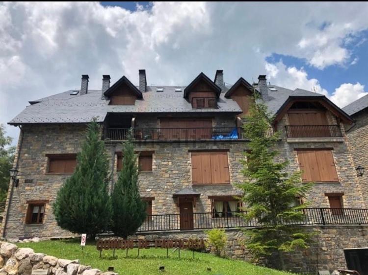 Un Altos De Escarrilla, Formigal-panticosa * Escarrilla
