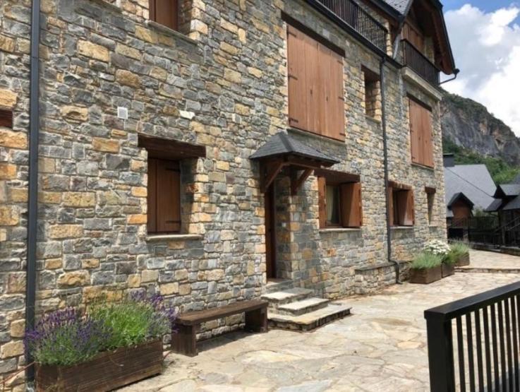 Un Altos De Escarrilla, Formigal-panticosa *
