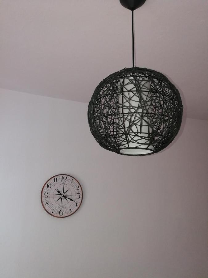 Rey Melchor Apartment *