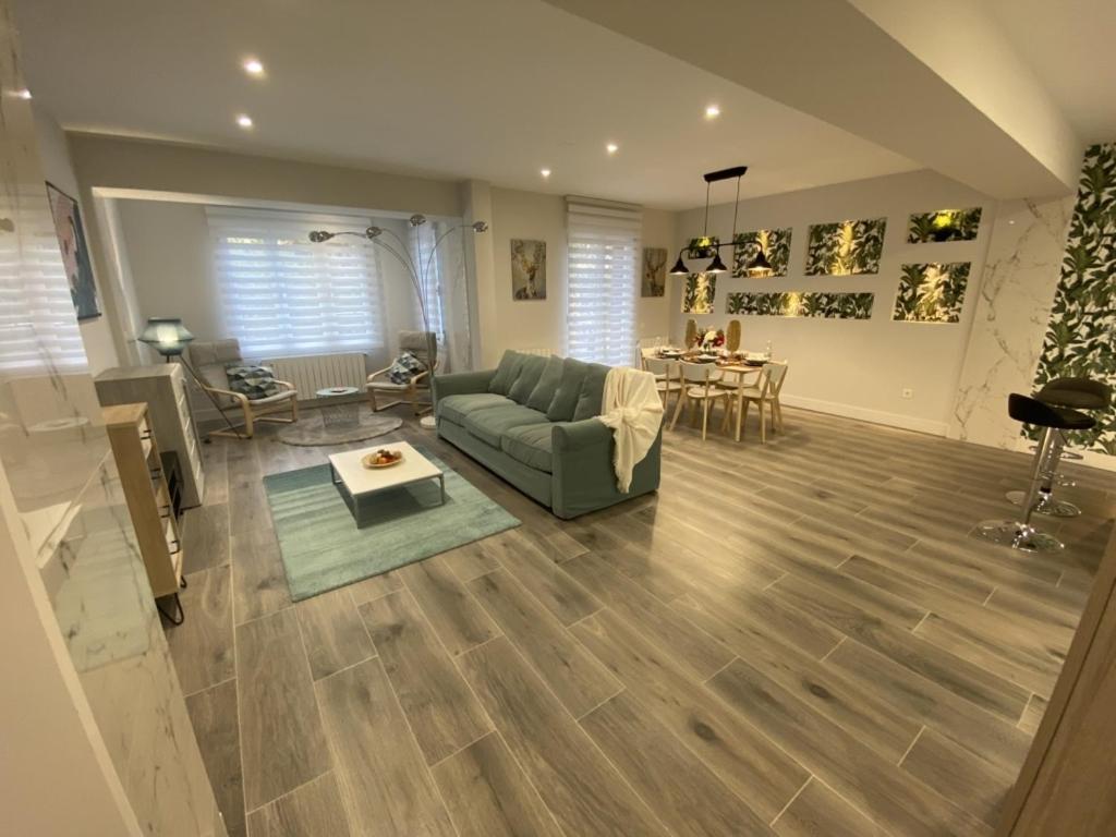 El Vino Y Sus Musas Ayuntamiento Apartamento Logroño