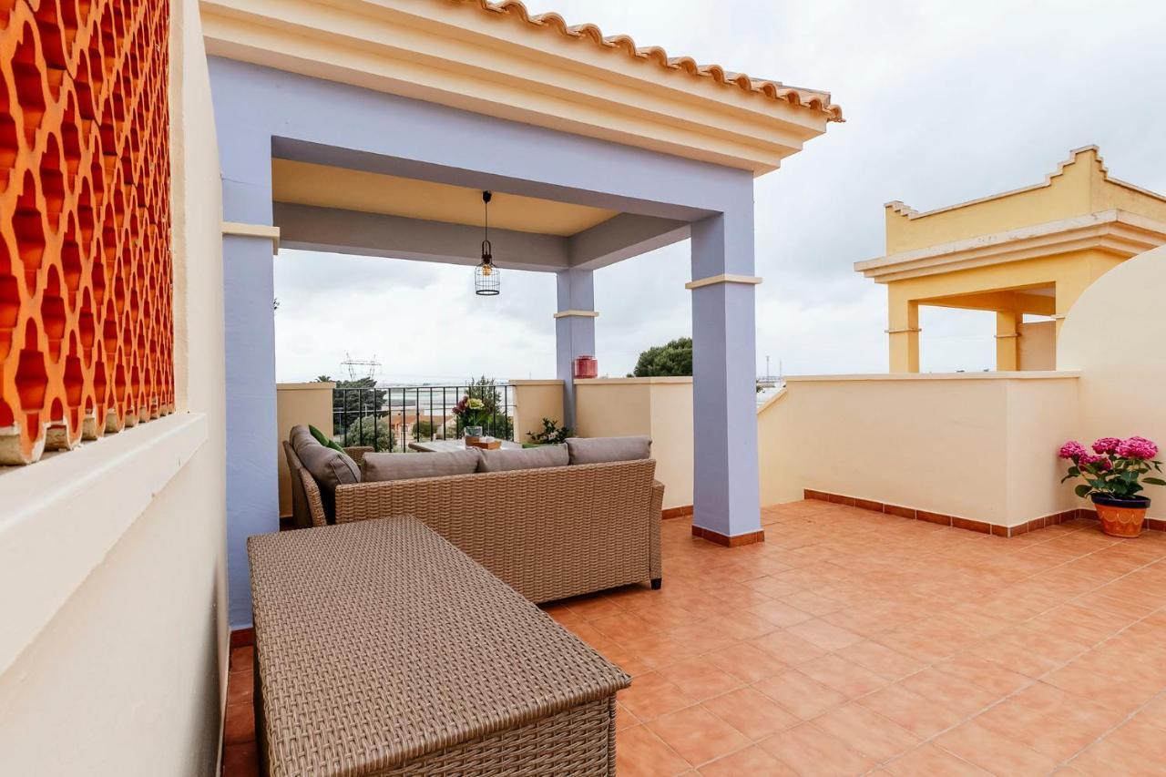 Apartment Atico Con Terraza-solarium Y Piscina 4-6 Personas Wifi A/c