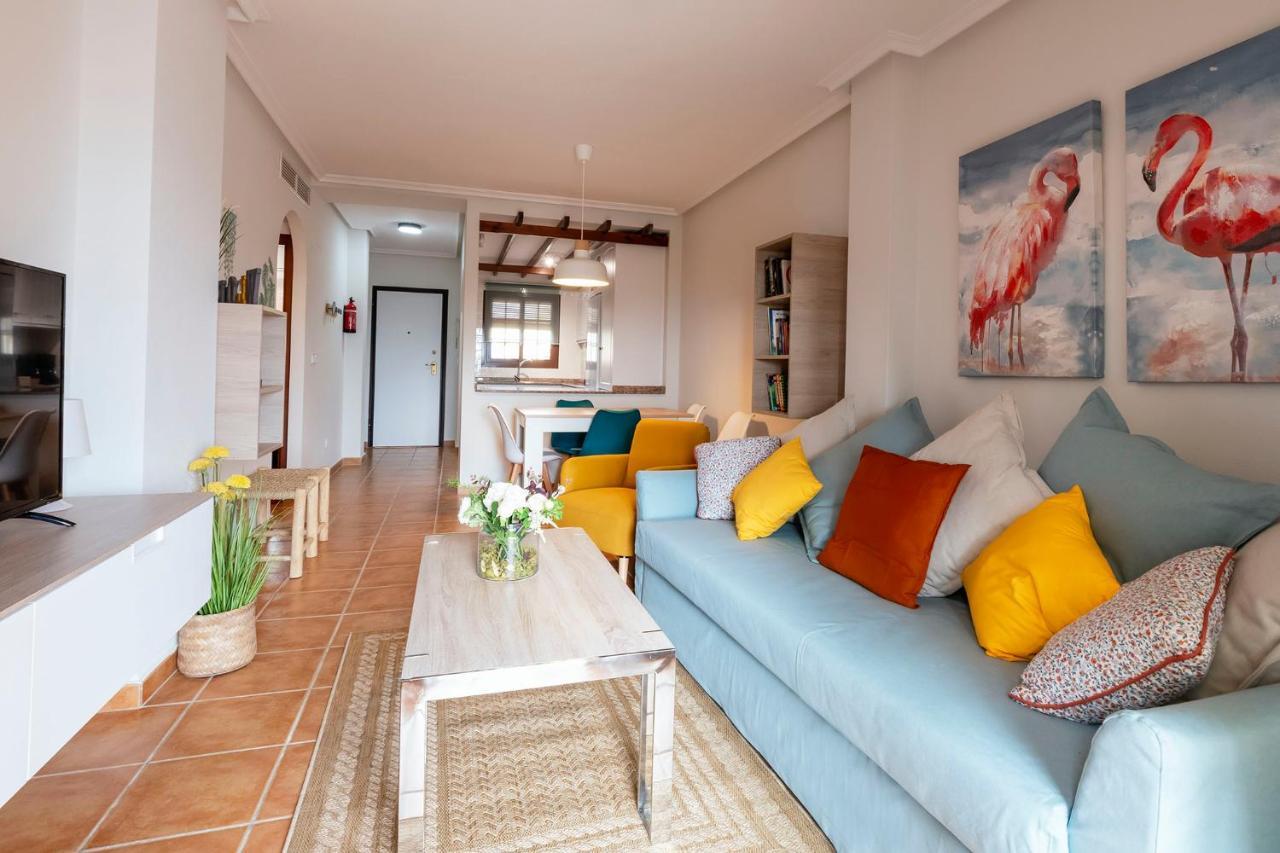 Atico Con Terraza-solarium Y Piscina 4-6 Personas Wifi A/c *