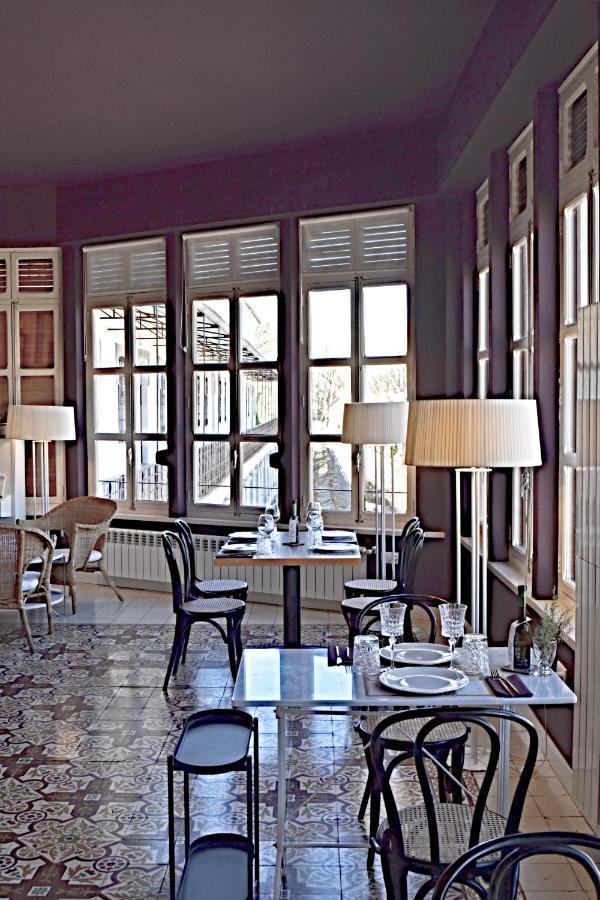 Hotel La Castellana - Y Desayuno 2*
