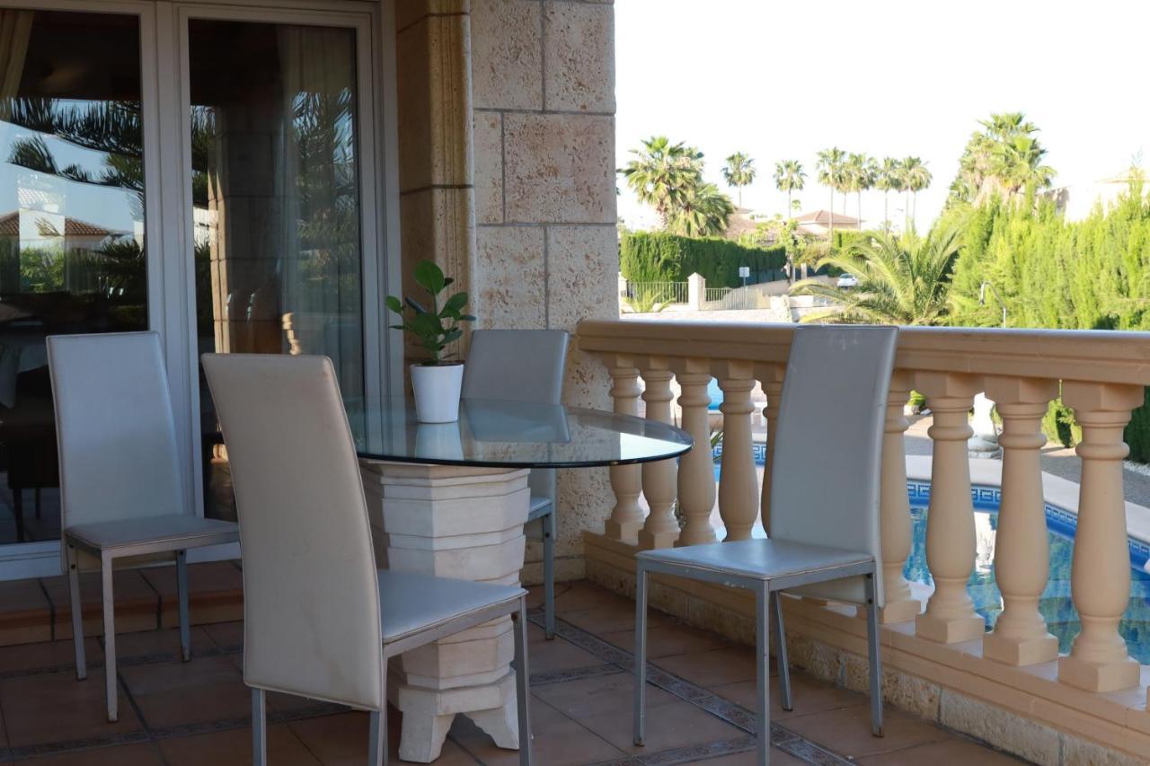 Villa Tres Palmeras Muy Cerca De Albir Y Benidorm