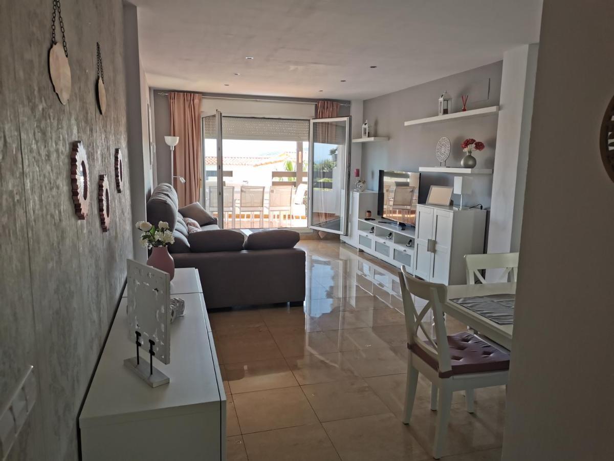 Apartment House *