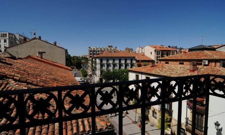 Guest house Solar De Tejada 2*