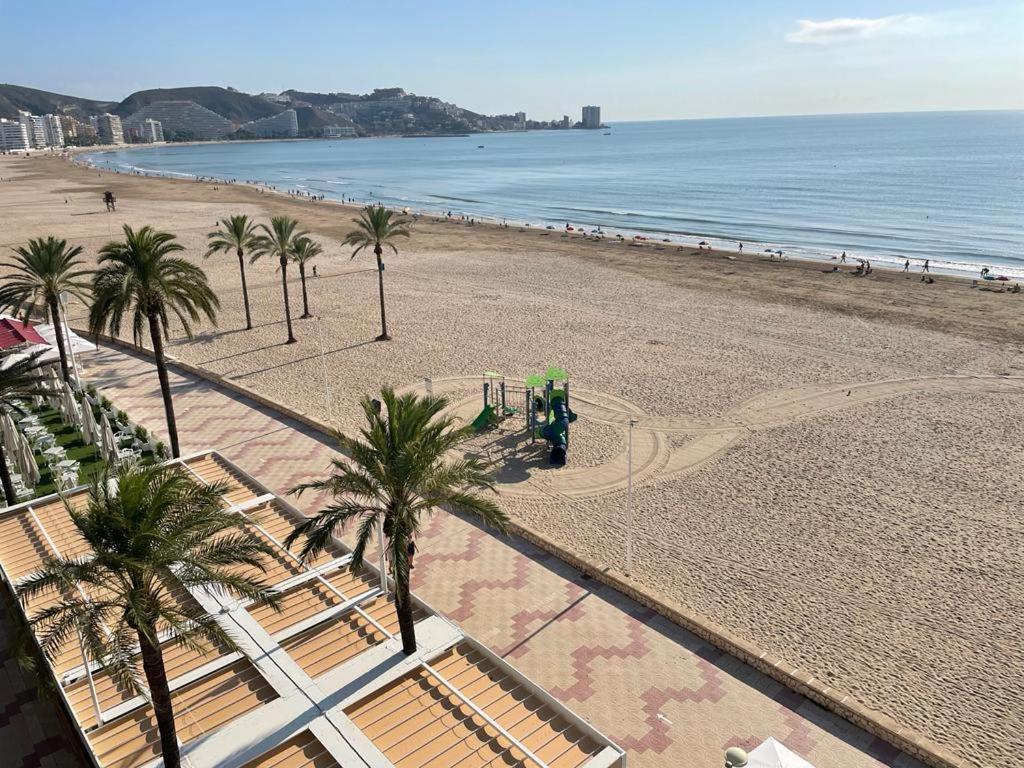 Primera Linea En Con Piscina. Inmejorables Vistas *