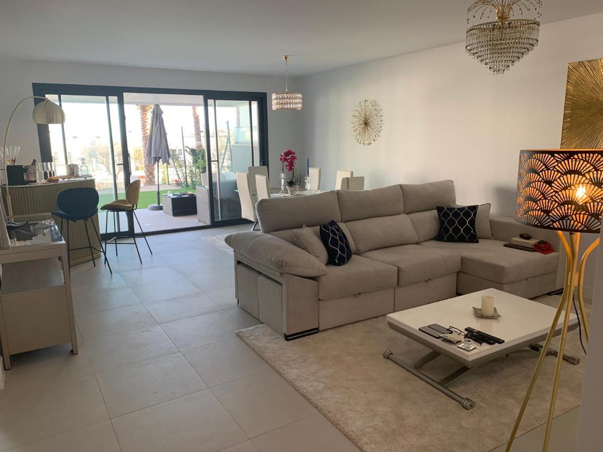 Apartamento Brand New Stunning 3 Bed Raised Ground Floor With Sea&pool&mountain View Indoor&outdoor Swimming Pools&gym Walking Distance To Port Casa Casu Estepona