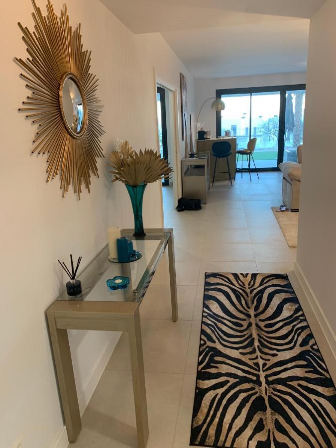 Apartamento Brand New Stunning 3 Bed Raised Ground Floor With Sea&pool&mountain View Indoor&outdoor Swimming Pools&gym Walking Distance To Port Casa Casu Estepona