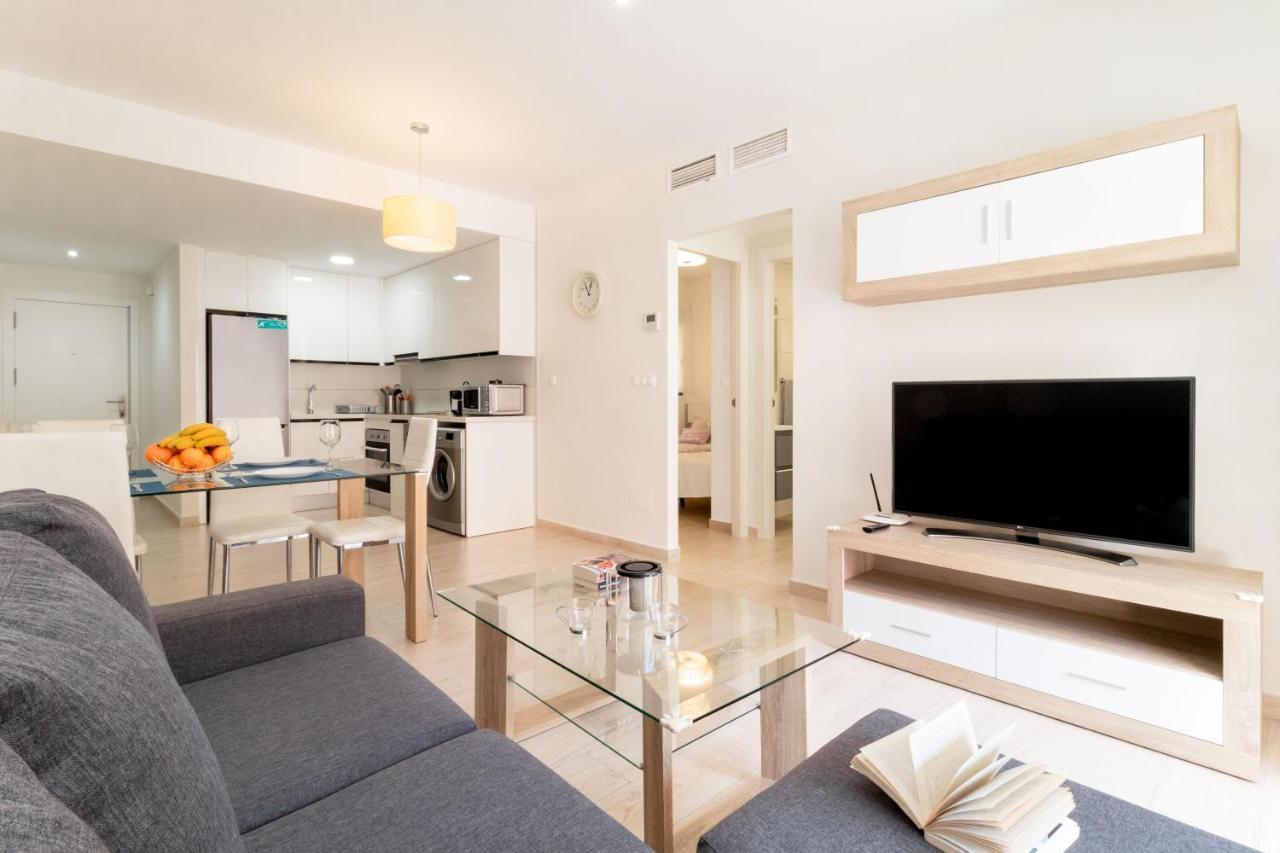 Amazing 50 M From The Apartment Torrevieja