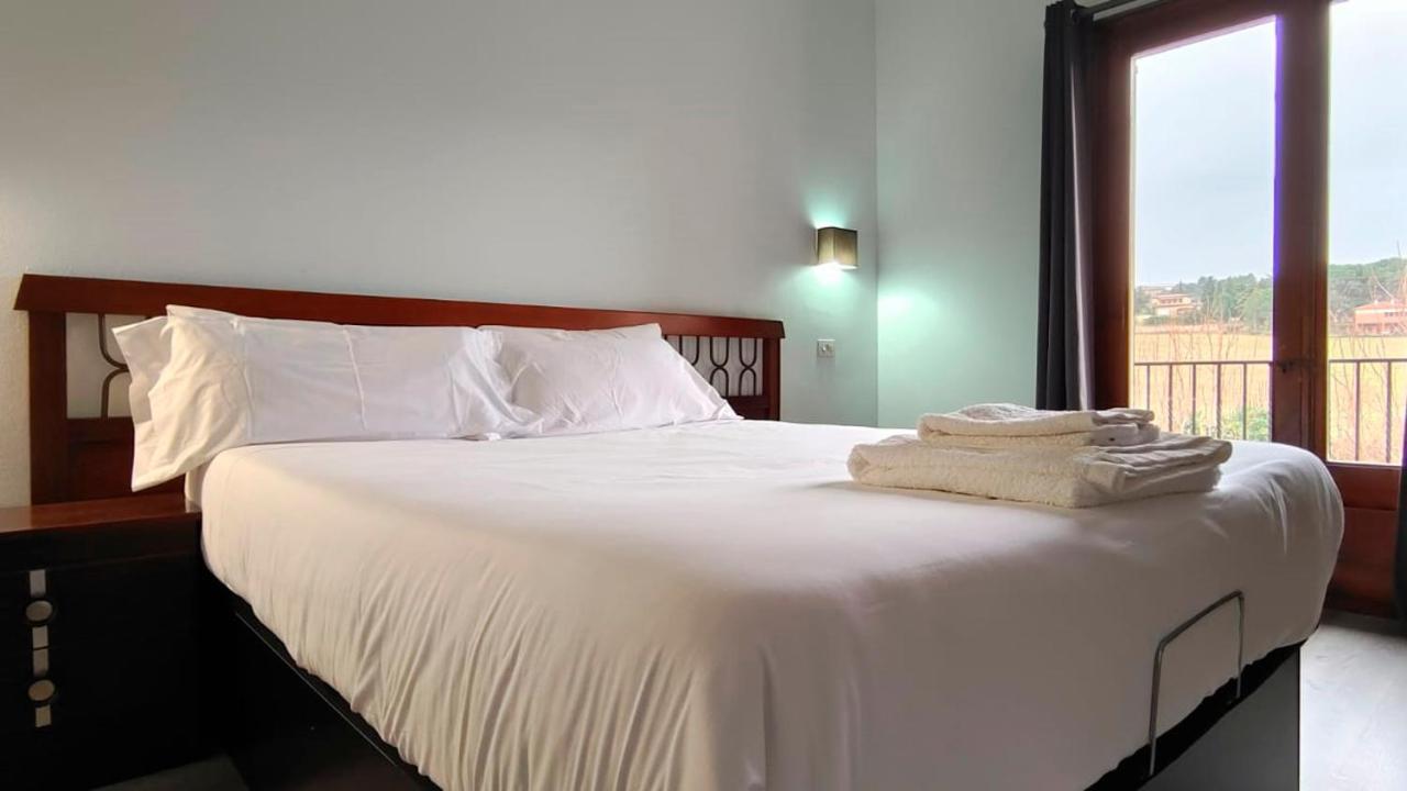 Hotel Fiesta Mega Only Adults Darnius