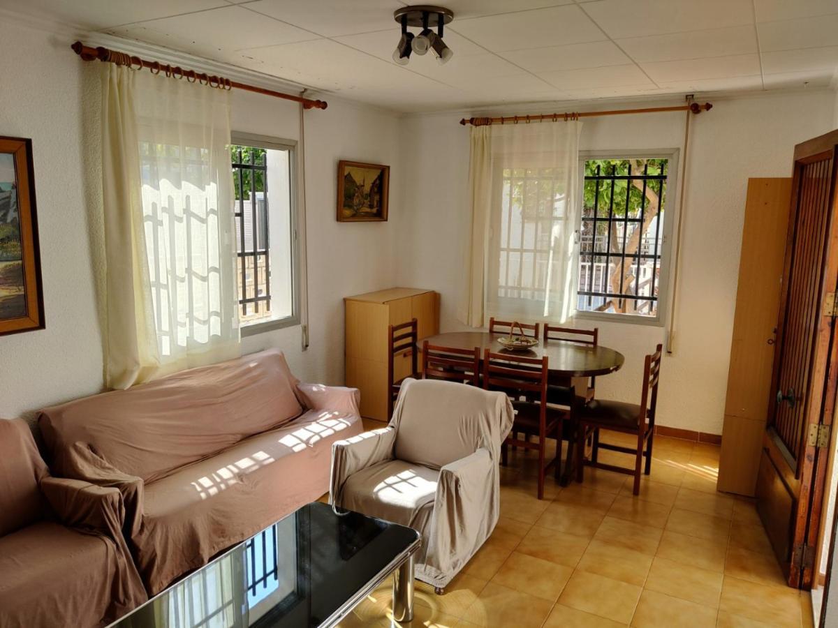 Casa Chalet Independiente En Calle Privada Holiday home *