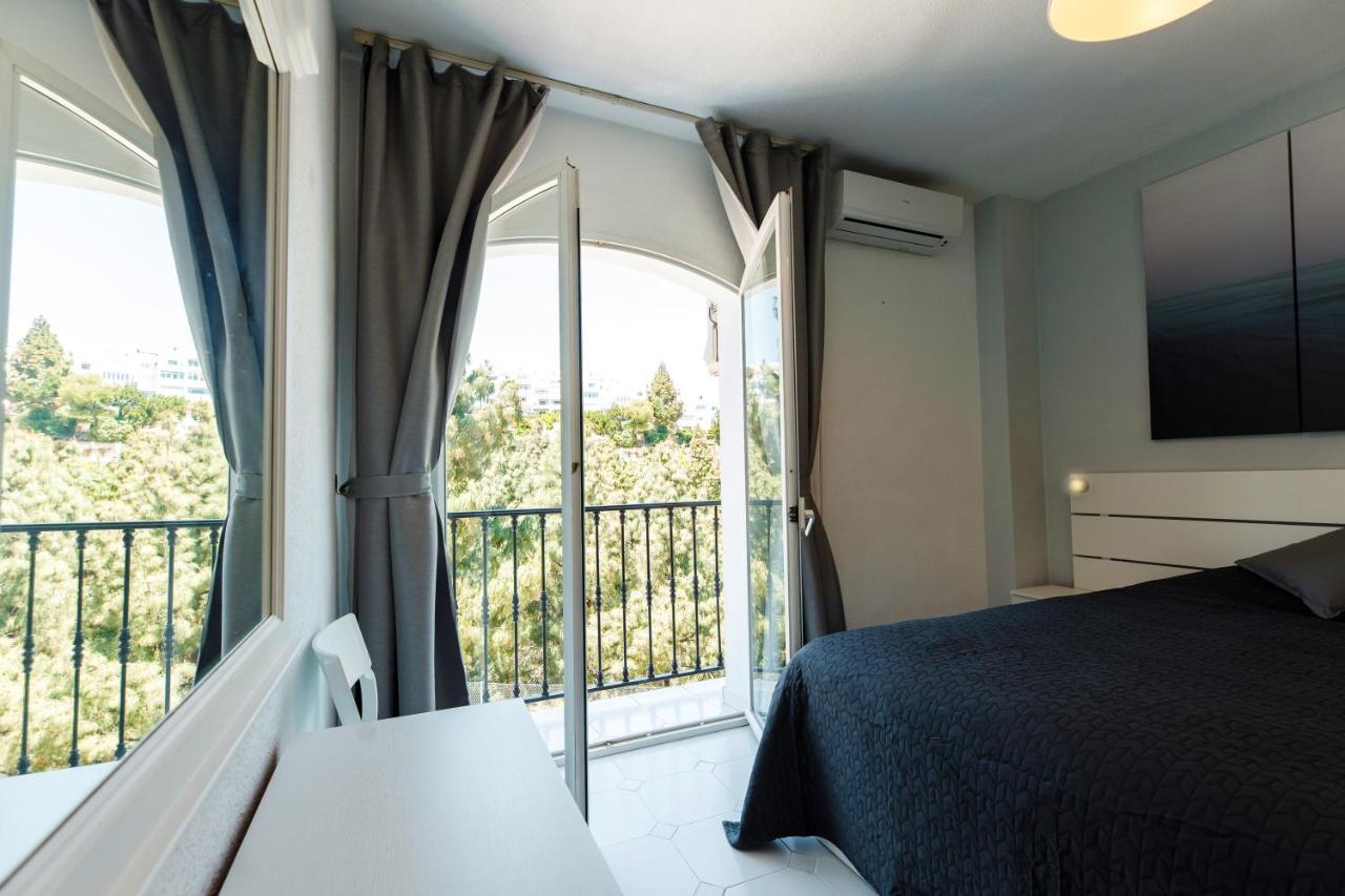 Spacious 2-bedroom With Free Parking Sitio de Calahonda