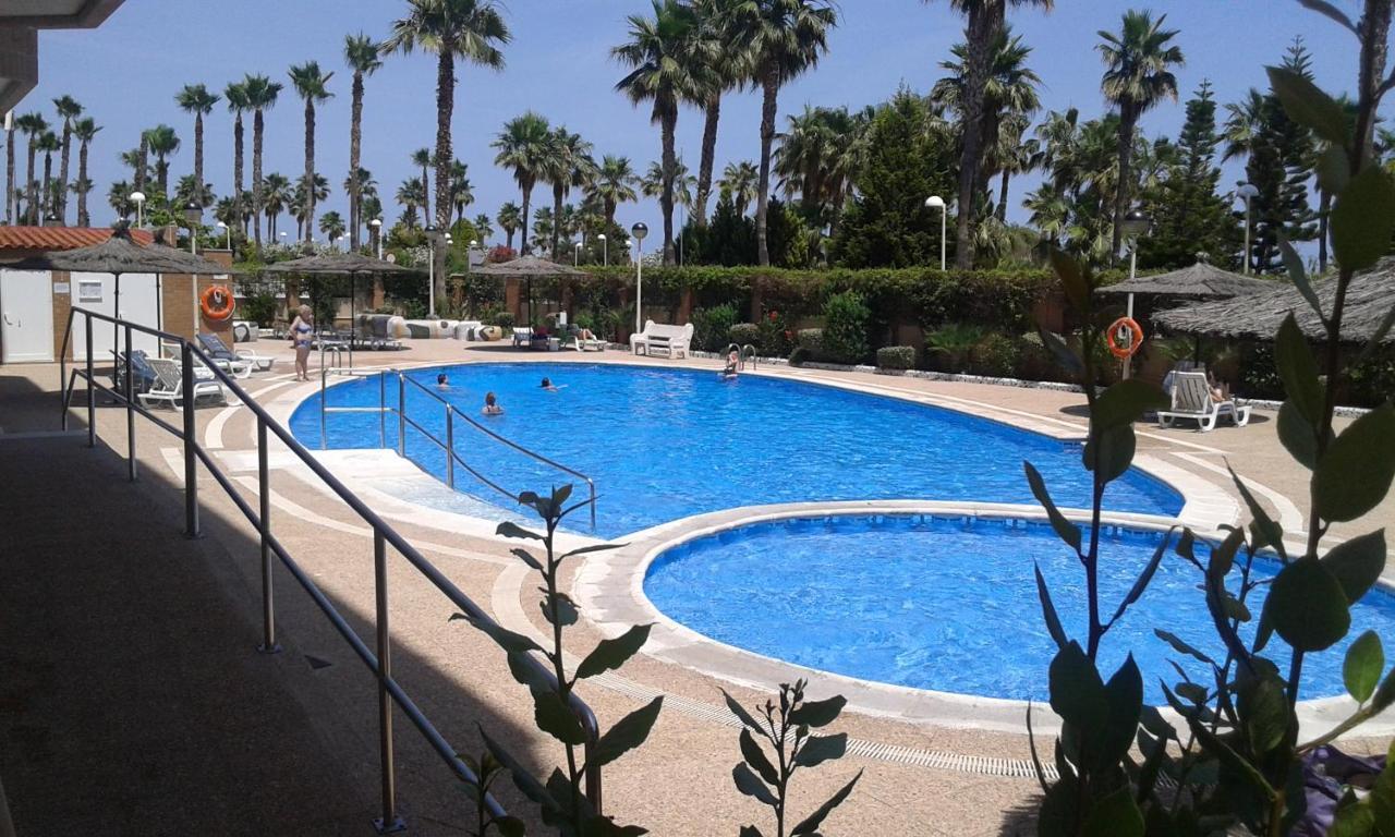 1ª Linea De Playa, Magic World,