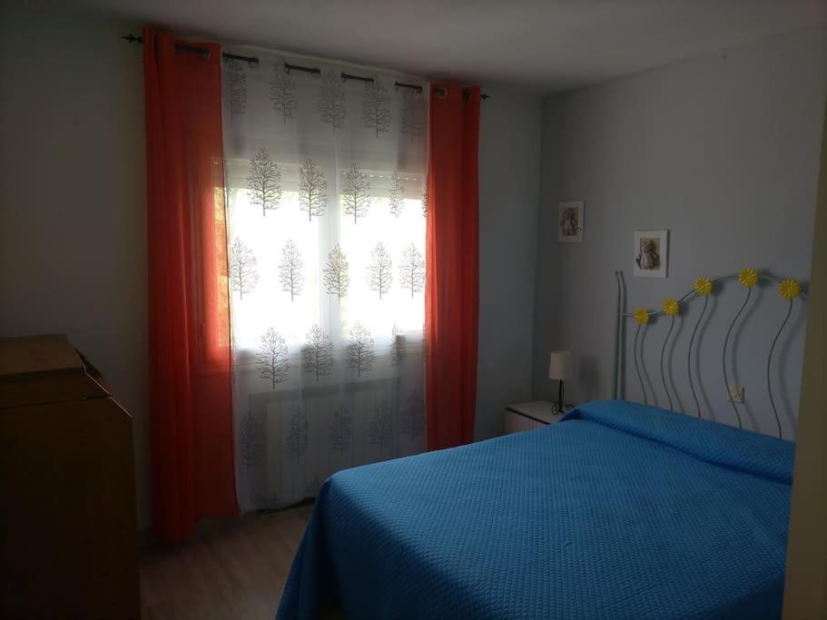 Holiday home Chalet Adosado Con Jardin Cebreros