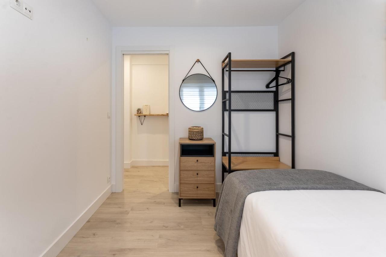 Precioso Y Recién Reformado Junto Al Metro Apartamento