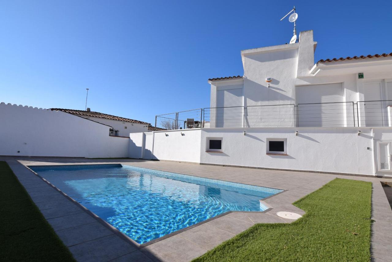 Casa Con Piscina Privada Y Cerca Playa Ref 382 Сasa de vacaciones *