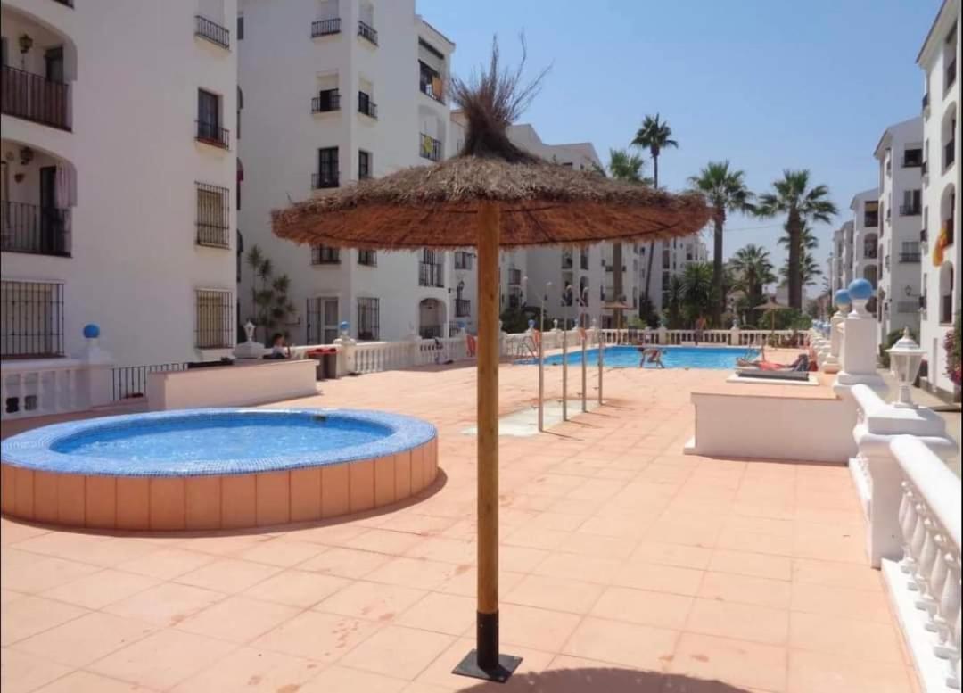 Piso Playa En Sabinillas * San Luis de Sabinillas