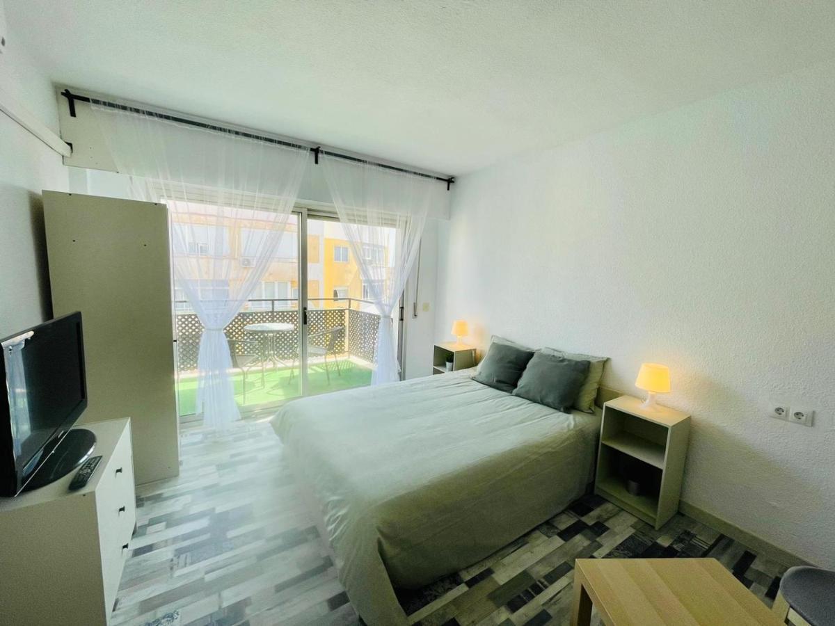 Confortable Estudio Con Terraza, Vistas A La Montaña, Mar Y Mas Apartamento