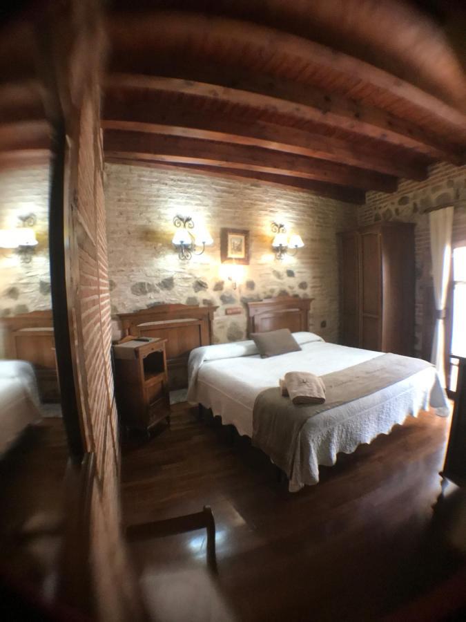 Hospederia Casa De Cisneros Pensión 2*
