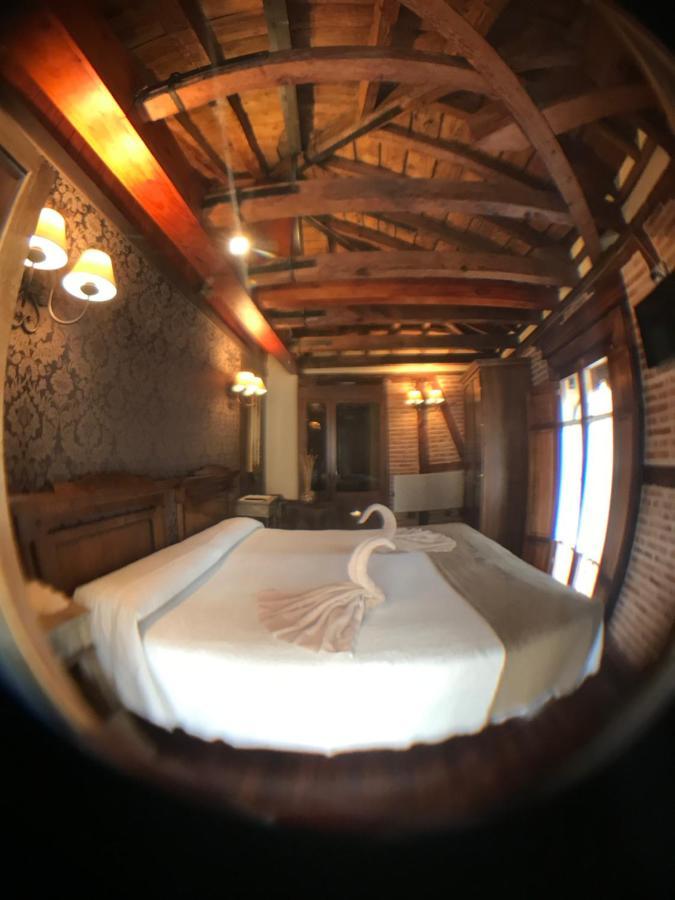 Hospederia Casa De Cisneros Pensión 2*