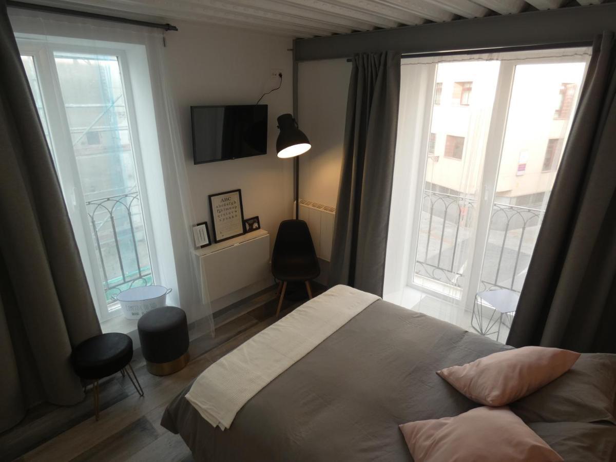 Estudio Con Encanto En Casco Antiguo De P2 Burgos