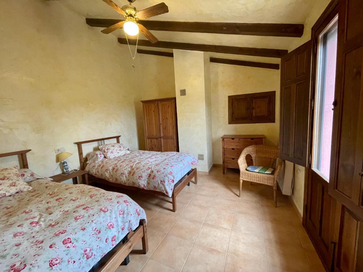 Casa Ramoncico. El Campillo Blanca
