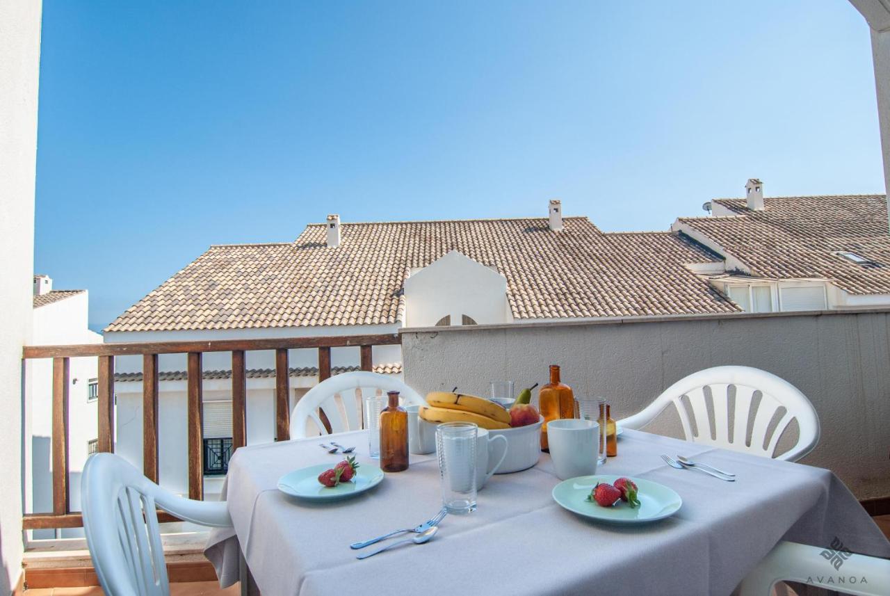 A005 - ático Dúplex En El Centro De Con Vistas Parciales Al Mar Apartamento