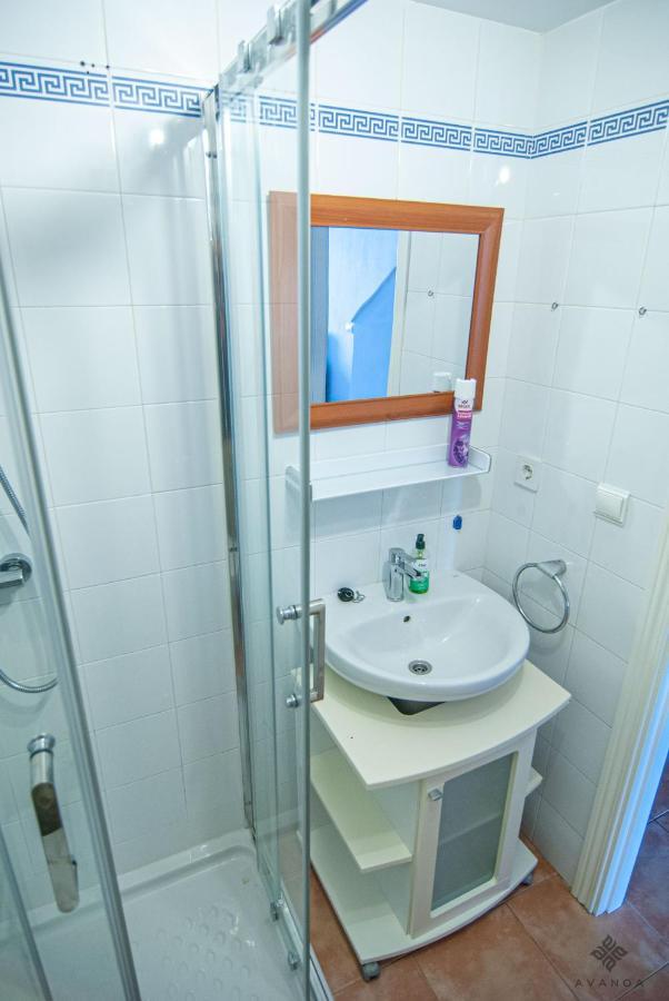Apartamento A005 - ático Dúplex En El Centro De Con Vistas Parciales Al Mar *