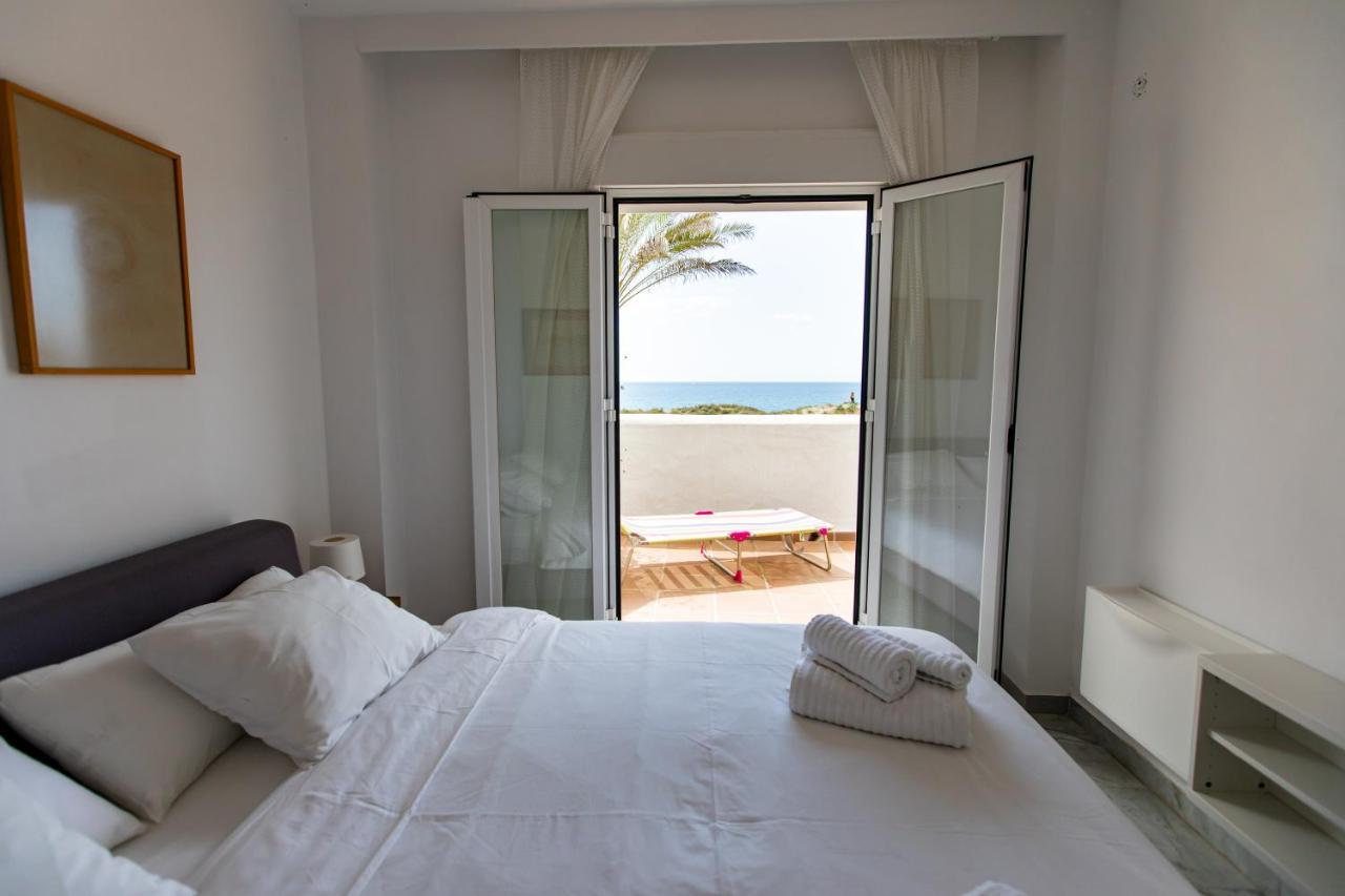 Сasa de vacaciones Casa 1 Linea De Playa. *