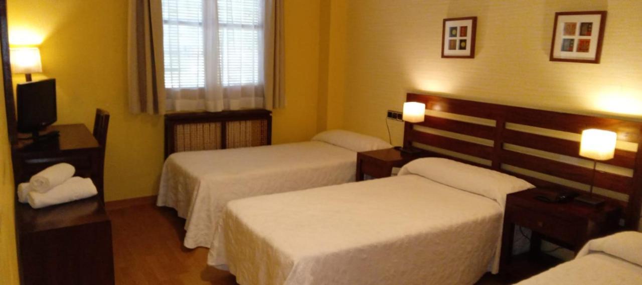 Hotel De Montana Rubielos 3*