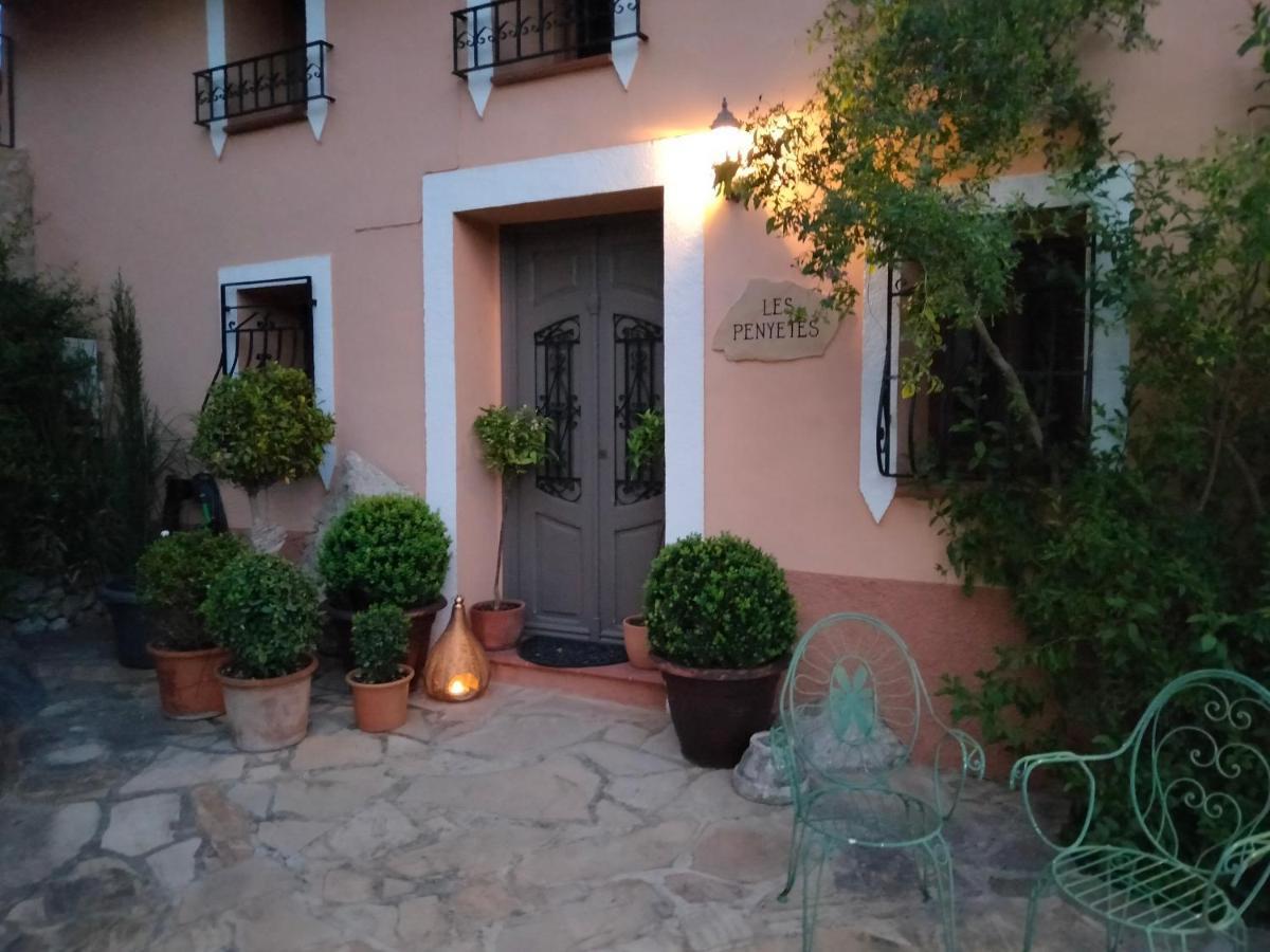 Les Penyetes Boutique Bed & Breakfast
