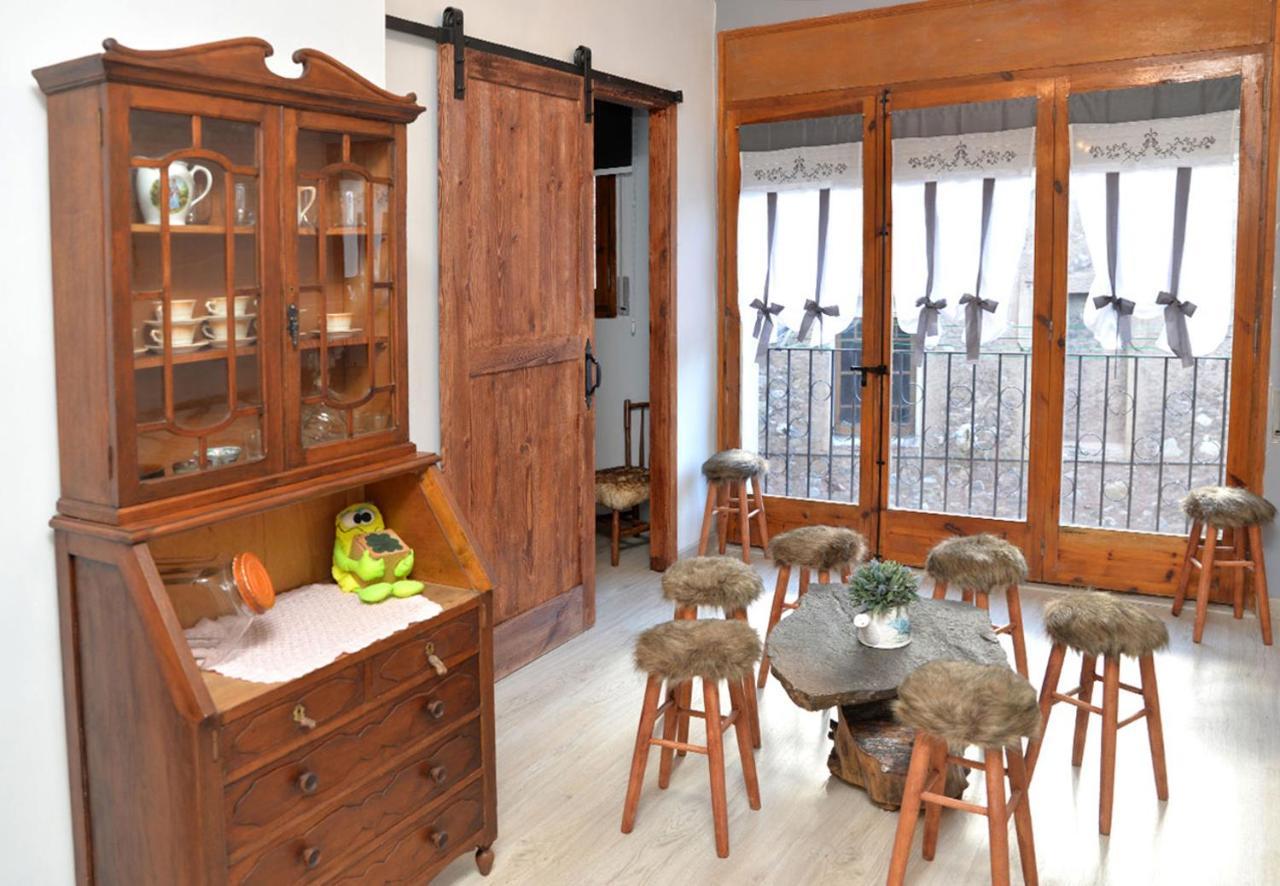 Apartamento Tríplex Rústico-moderno Hasta 18 Plazas - Pobla De Lillet