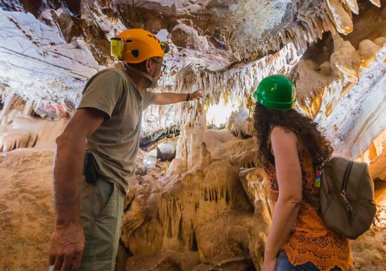 Cuevas El Rincón Fuentes de León