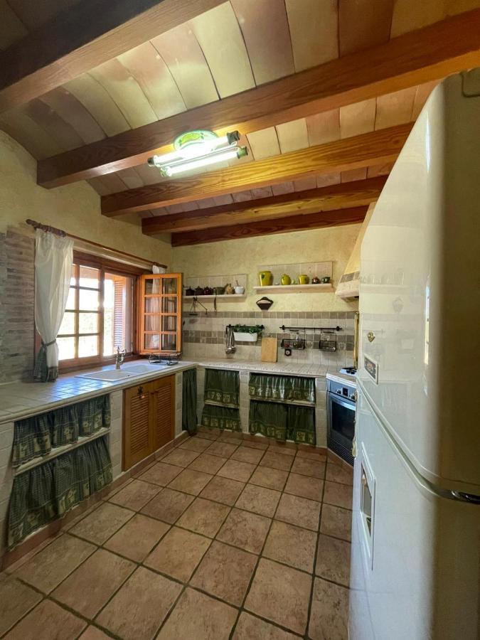 Finca El Garrofer Holiday home *