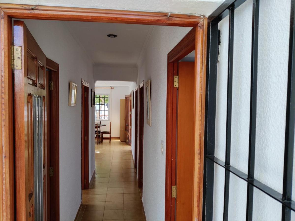 Casa Chalet Independiente En Calle Privada