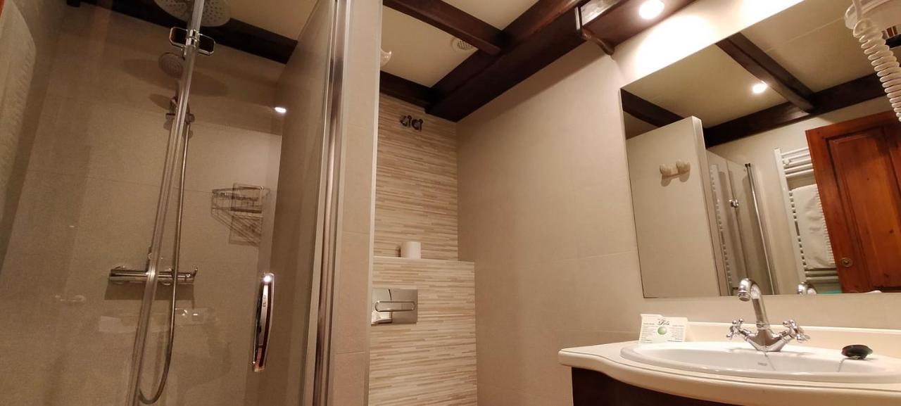 Hotel De 2*