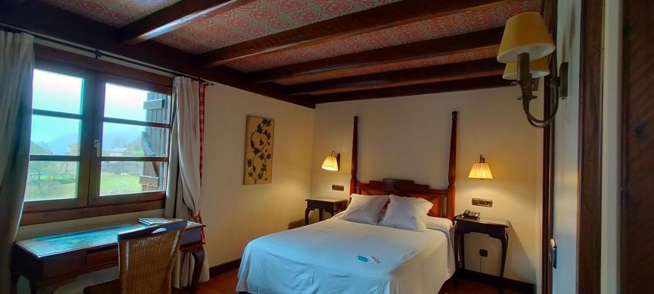 Hotel De 2*