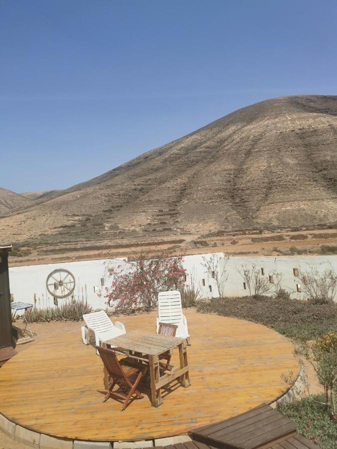 Kikiki House *